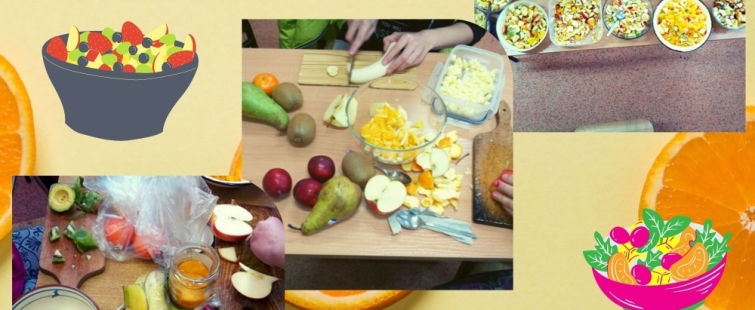 Powiększ obraz: Sałatki owocowe w wykonaniu uczniów klasy szóstej
